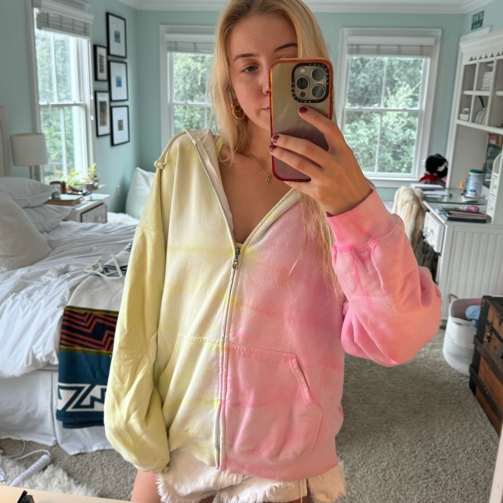 LF Tie Dye hoodie